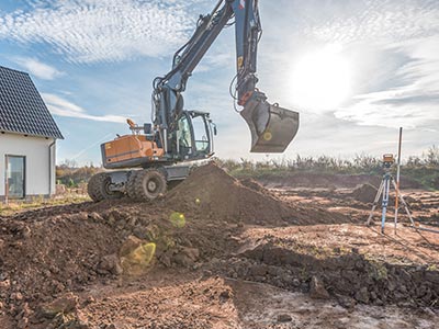 Travaux de terrassement dans le pays voironnais, en Isre